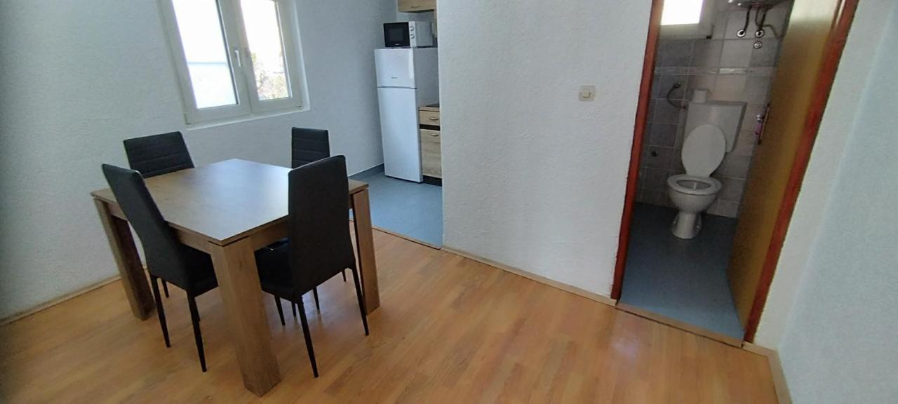 Apartments Andela Starigrad Paklenica Exteriör bild