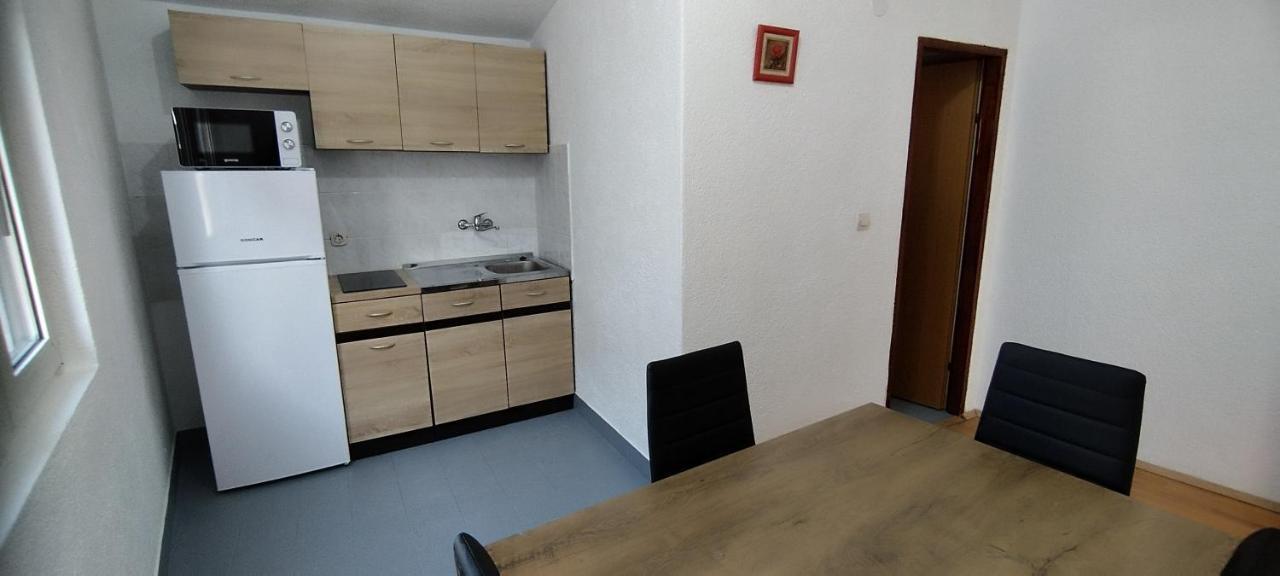 Apartments Andela Starigrad Paklenica Rum bild