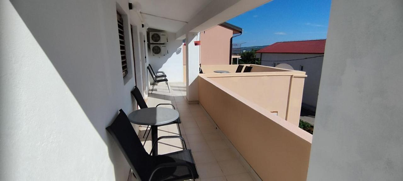 Apartments Andela Starigrad Paklenica Exteriör bild