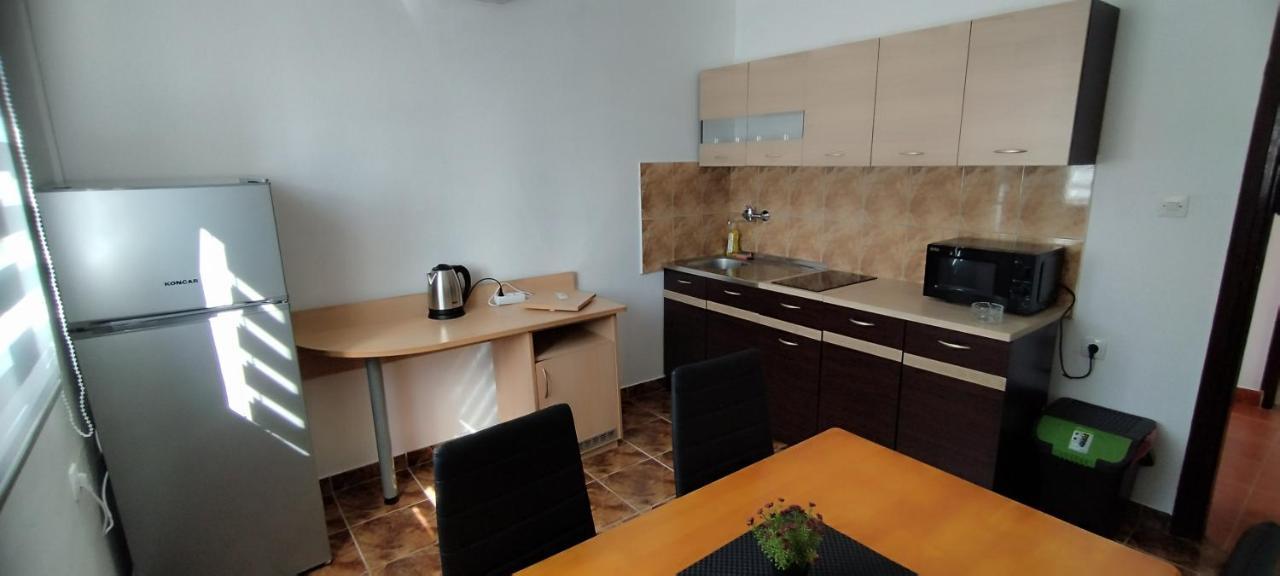 Apartments Andela Starigrad Paklenica Exteriör bild